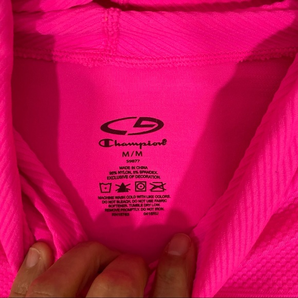 Champion Cowl/Turtleneck Pullover Top Barbiecore Hot Pink Running Sweats… - Picture 3 of 9